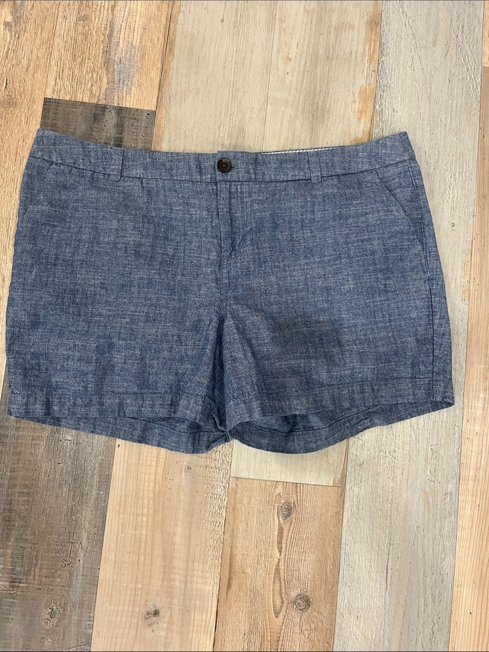 Merona Chambray Bermuda Shorts Denim Blue Sz 14 Vacay Resort Wear Casual